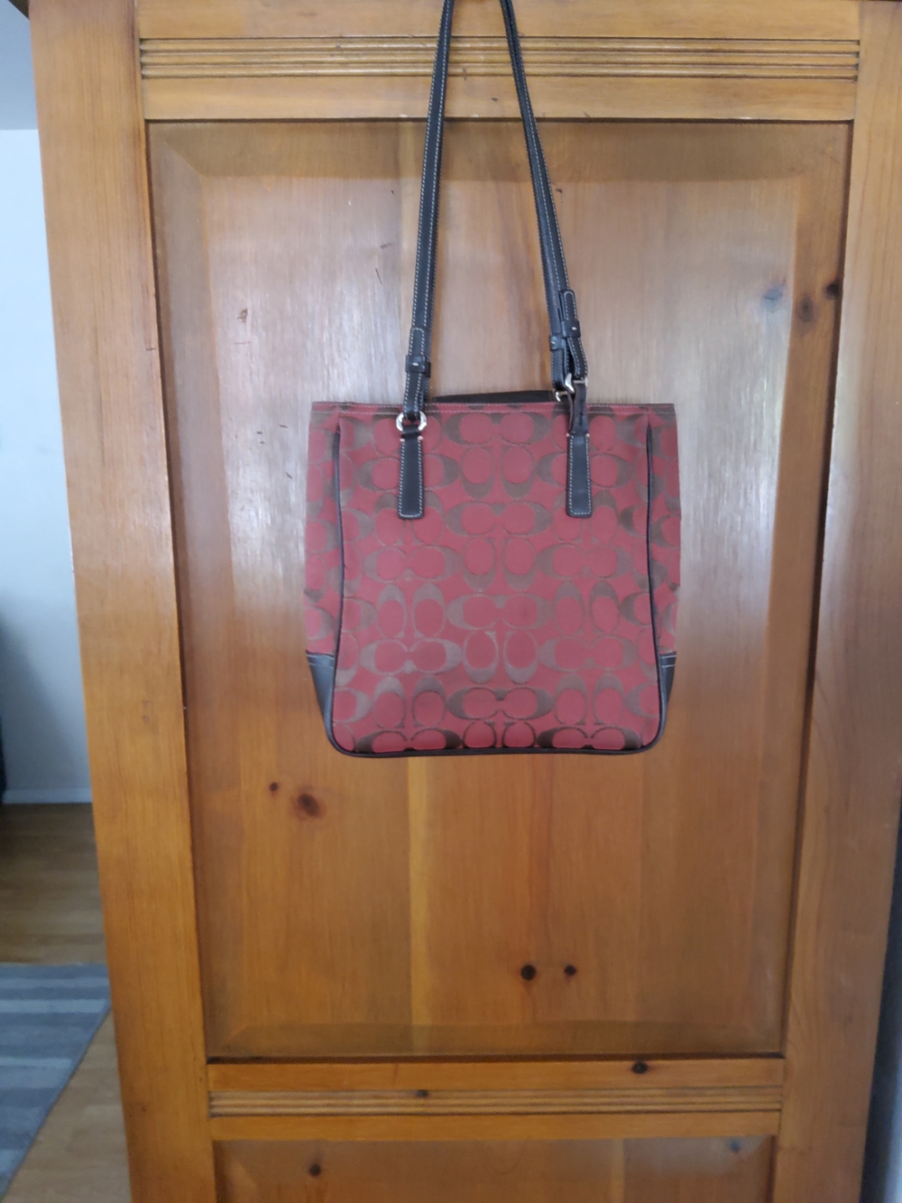Coach Signature Seriew Tapestry and Leather EUC 6090